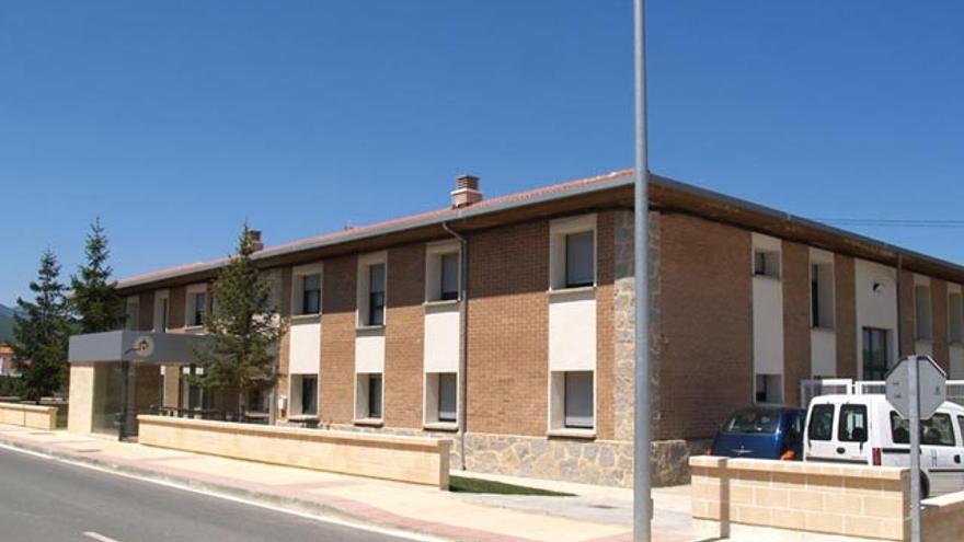 La Cuadrilla de Mendialdea demanda una residencia pública