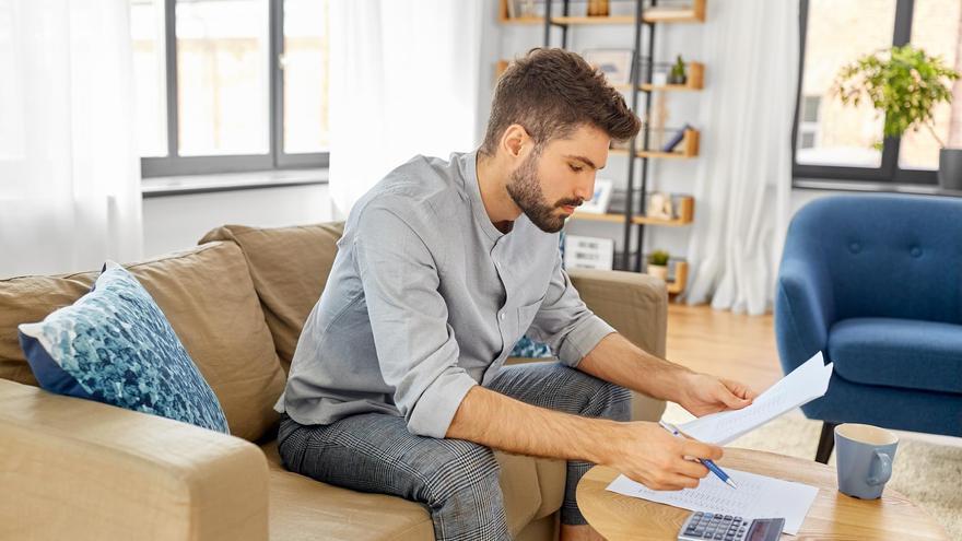 La 'tasa single': por qué los solteros tienen cada vez más difícil conseguir una hipoteca