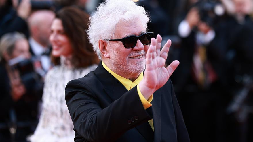 Almodóvar alerta en Cannes de que "Europa nunca debe someterse a Trump"