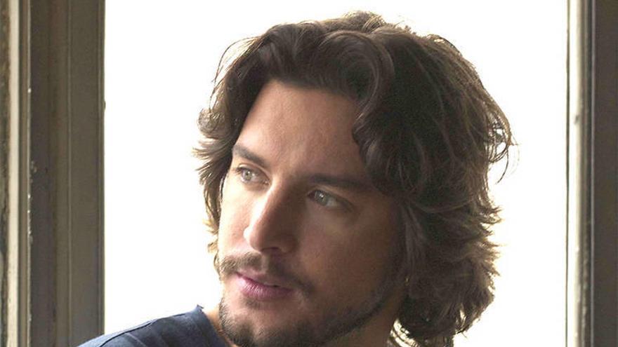 Manuel Carrasco.