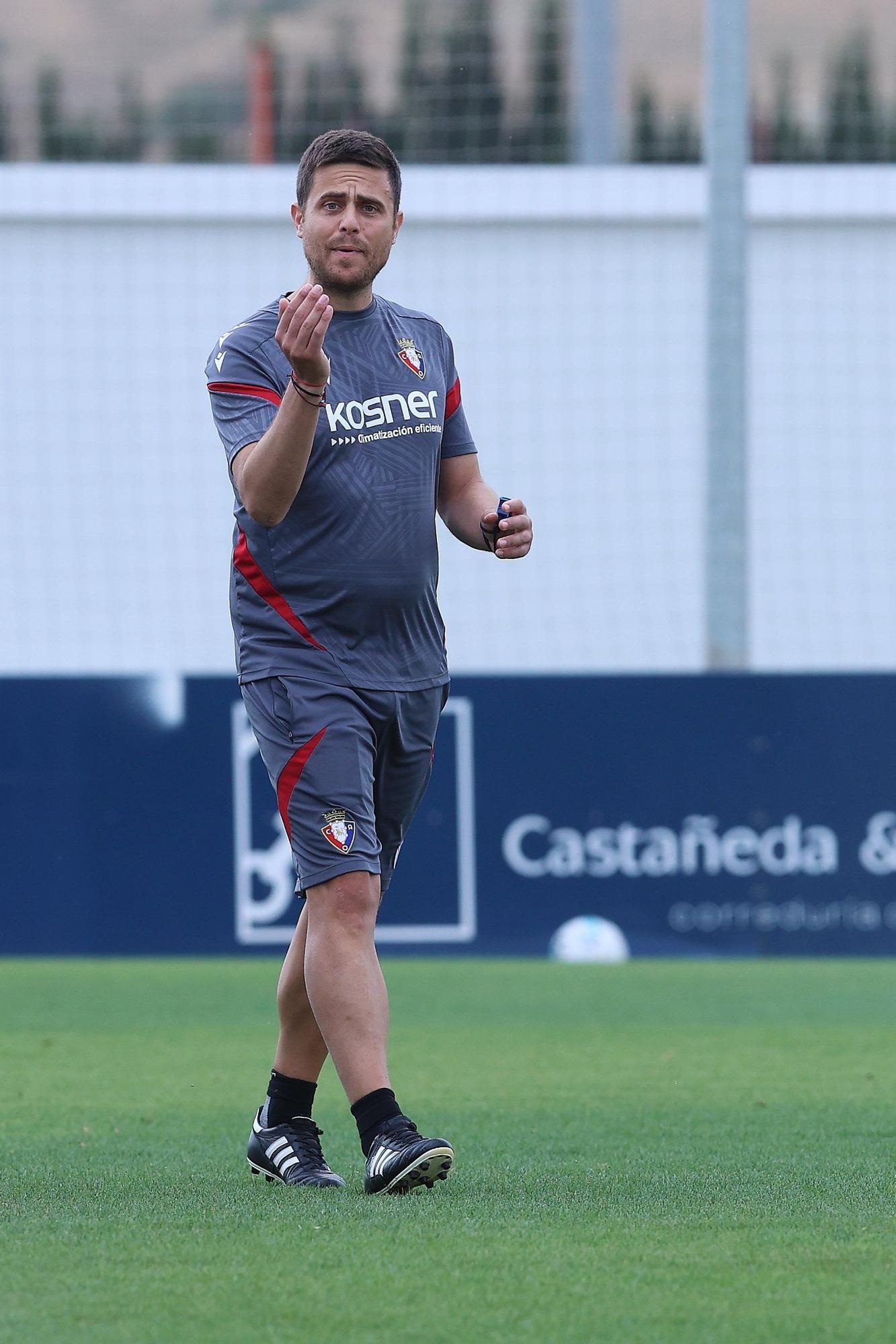 Fotos del entrenamiento de Osasuna antes de viajar a Madrid