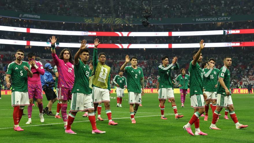 Inglaterra sobrevive con diez ante México y se cita con Noruega en cuartos del Mundial