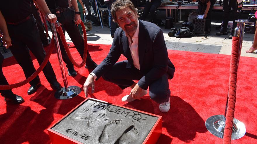 Javier Bardem deja sus huellas en el Teatro Chino de Hollywood
