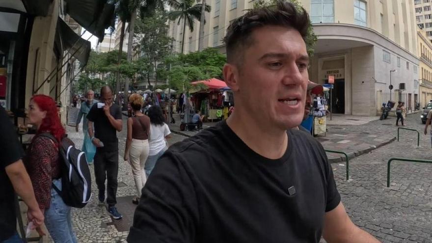 El famoso youtuber 'Zazza el Italiano', acusado gravemente de exponer a una familia y causar su asesinato tras visitar una favela en Brasil
