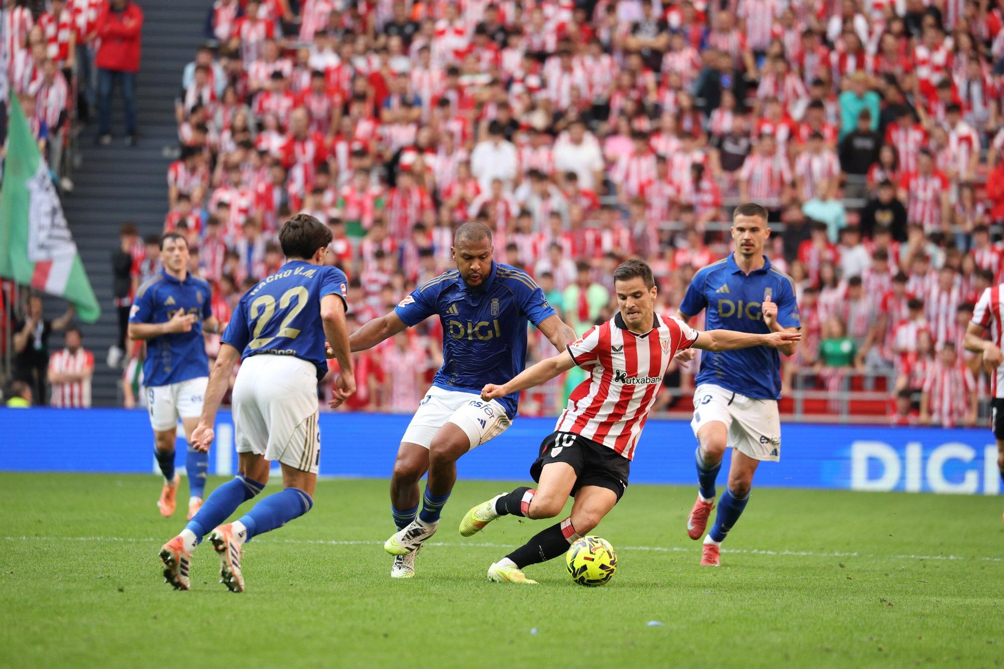 Athletic-Real Oviedo, en imágenes