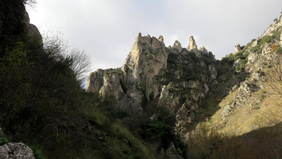 Vista del Castillete desde el desfiladero