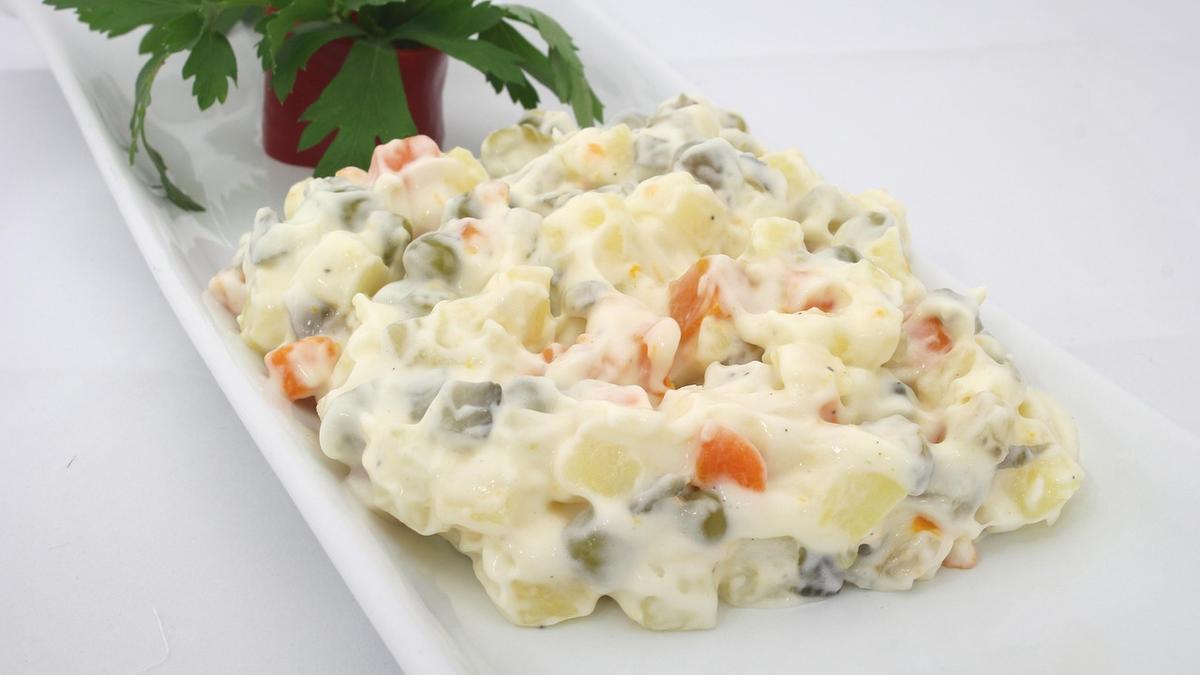 Ensaladilla rusa con mayonesa