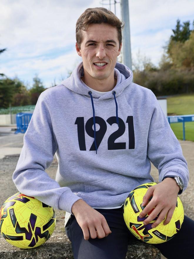 Entrevista con el defensa del Deportivo Alavés, Jon Pacheco.