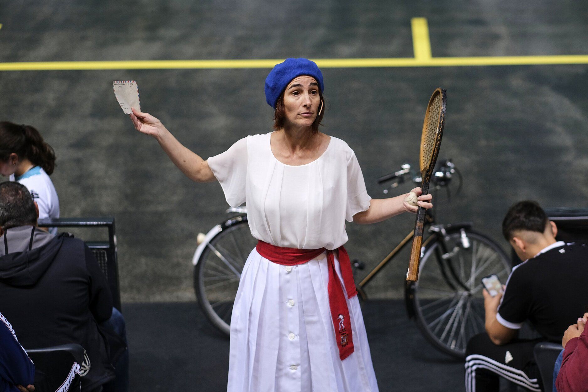 Fotos de las finales de pelota mano y pala femenina de este domingo