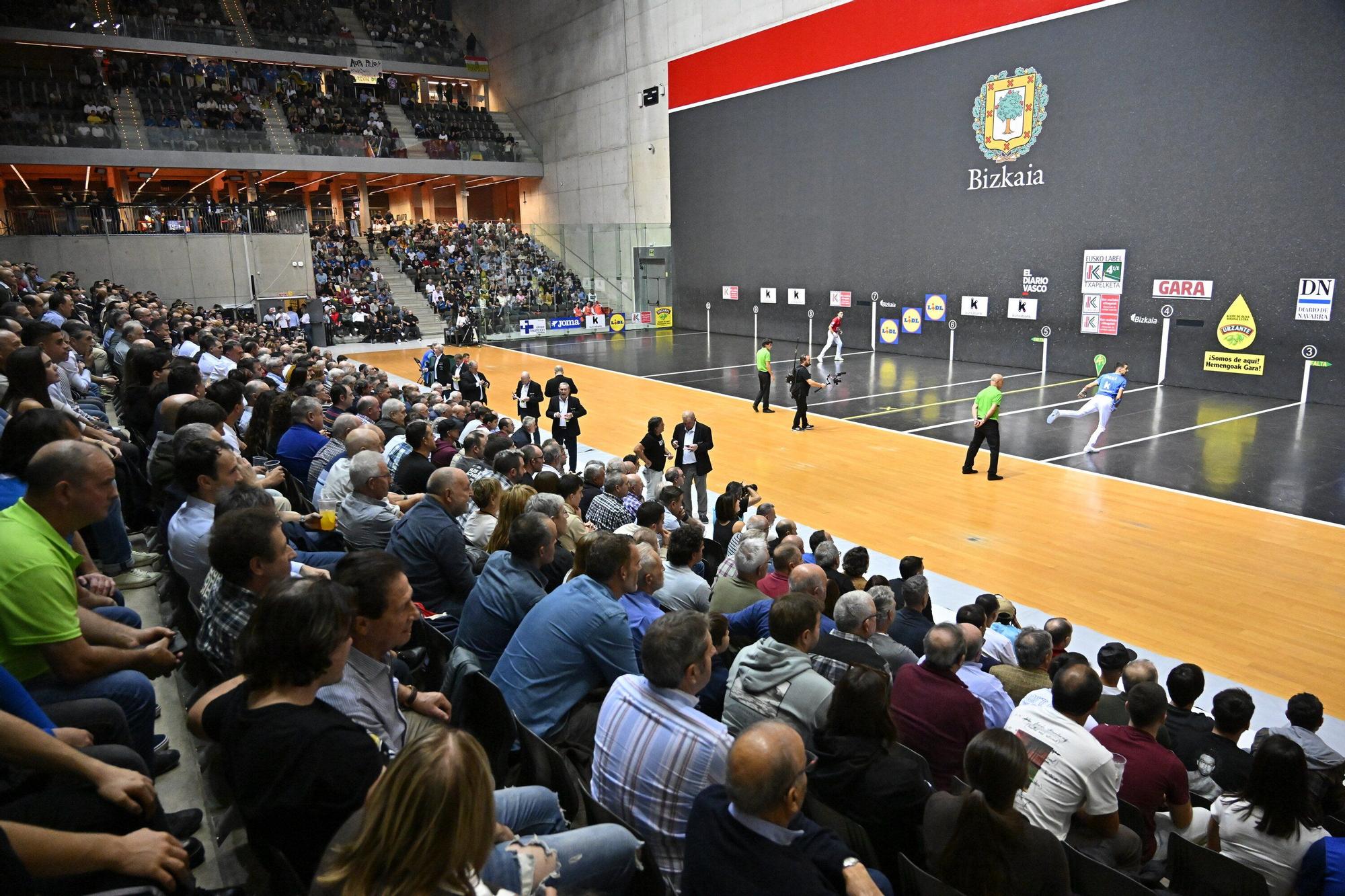 En imágenes: Etxeberria se hace con su primera txapela del Cuatro y Medio en Bilbao (22 - 11)