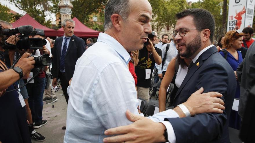 ¿Qué escenarios pueden abrirse si JxCat vota quedarse o salir del Govern?
