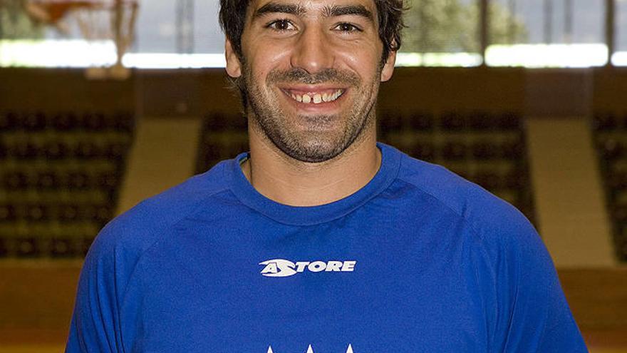 Víctor Álvarez es baja ante el Ademar por una rotura en el psoas