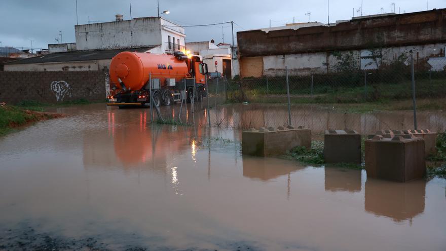 El tren de borrascas deja ya 11.000 desalojados en Andalucía