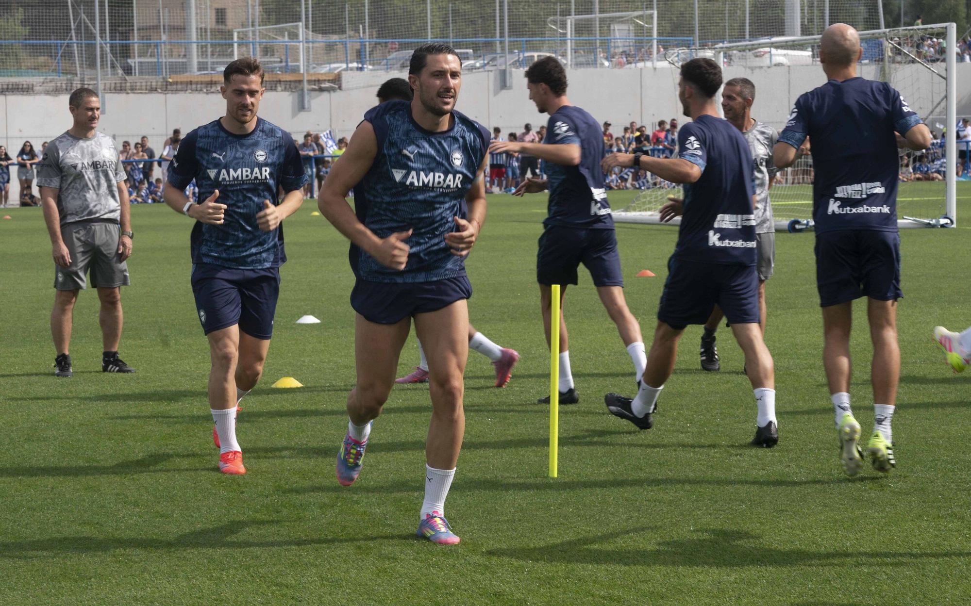 En imágenes: Una afición entregada al Alavés
