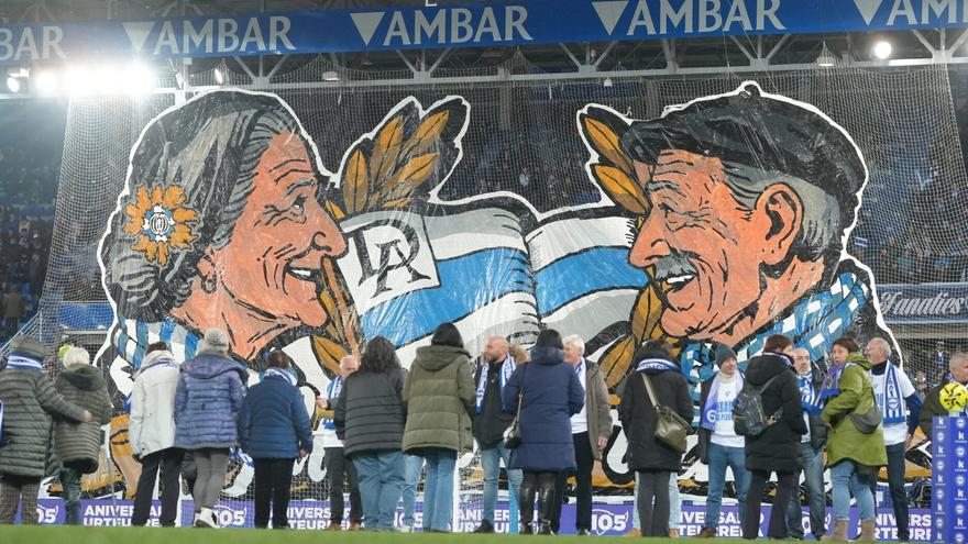 Confiscan bufandas de Iraultza a la entrada en Mendizorroza