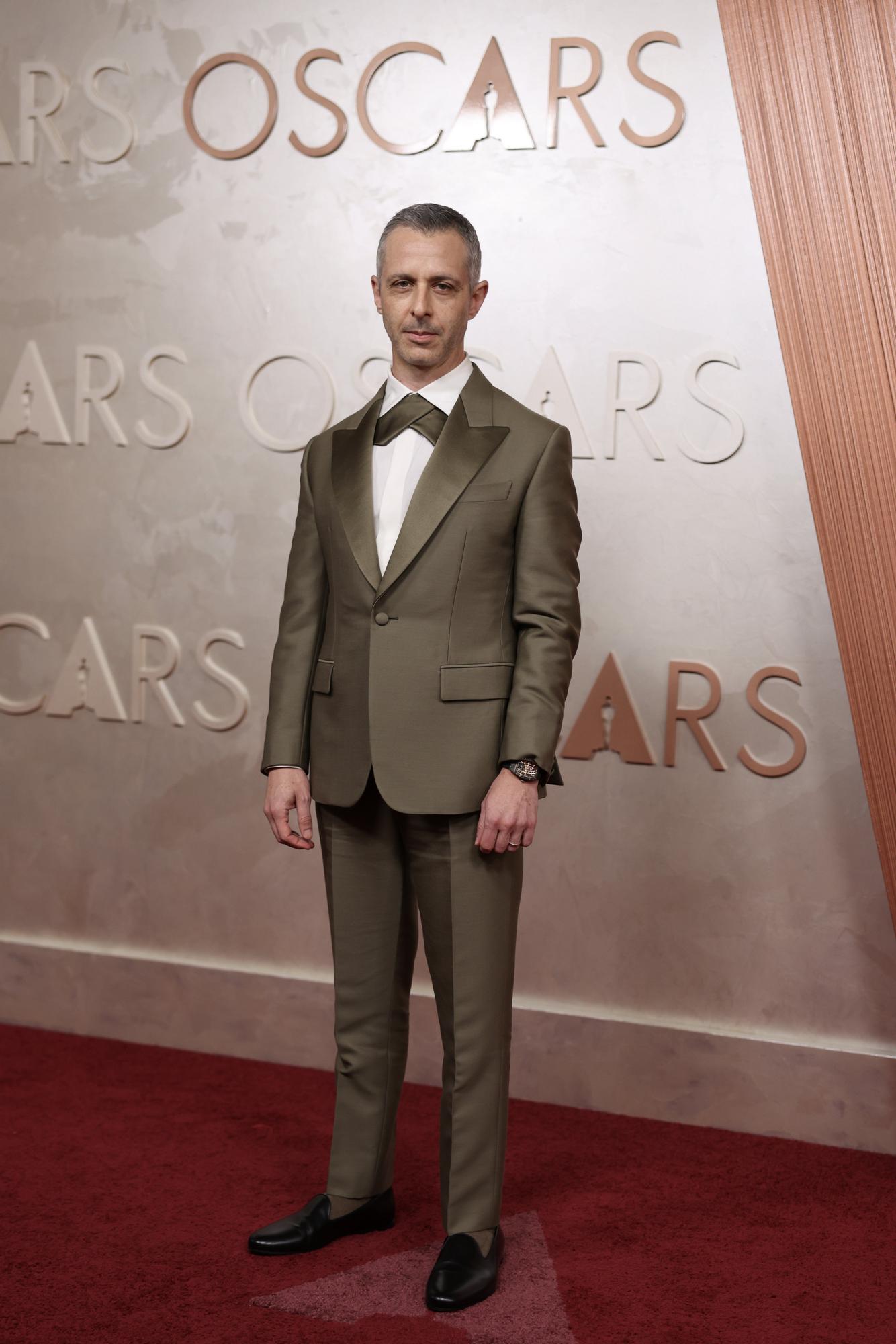Los mejores y peores looks de la alfombra roja de los Premios Oscar, en imágenes