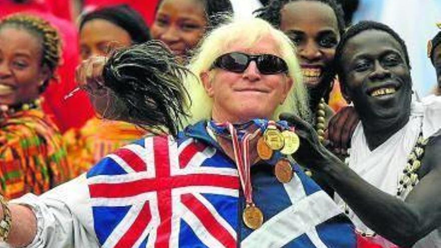 Jimmy Savile, fallecido presentador de la BBC y pederasta.