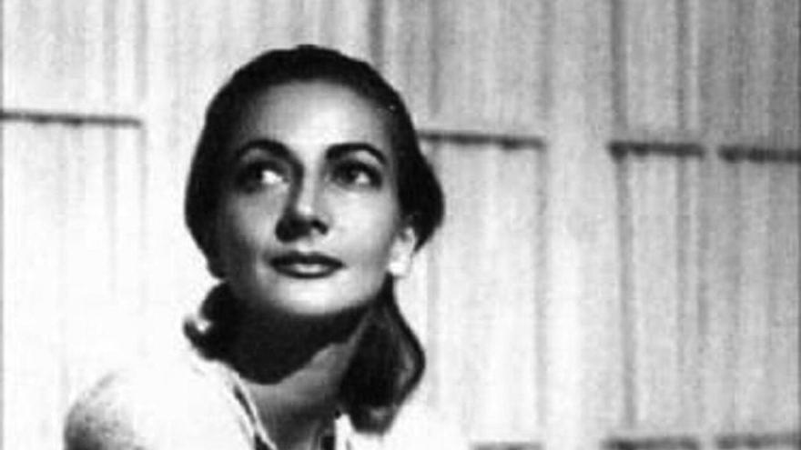 María Luisa Elío.