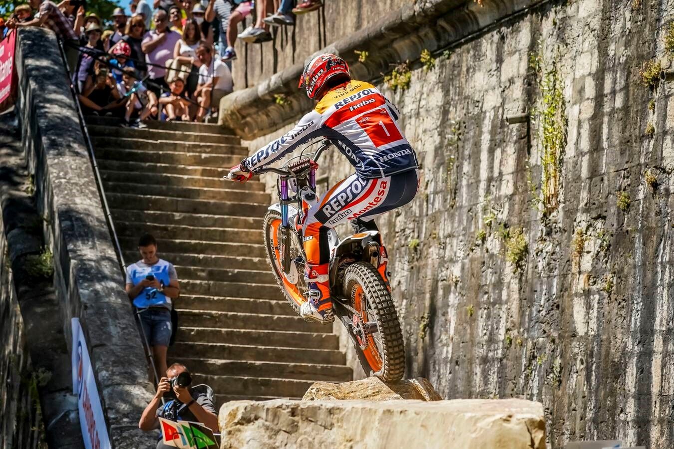 16 Toni Bou.jpg
