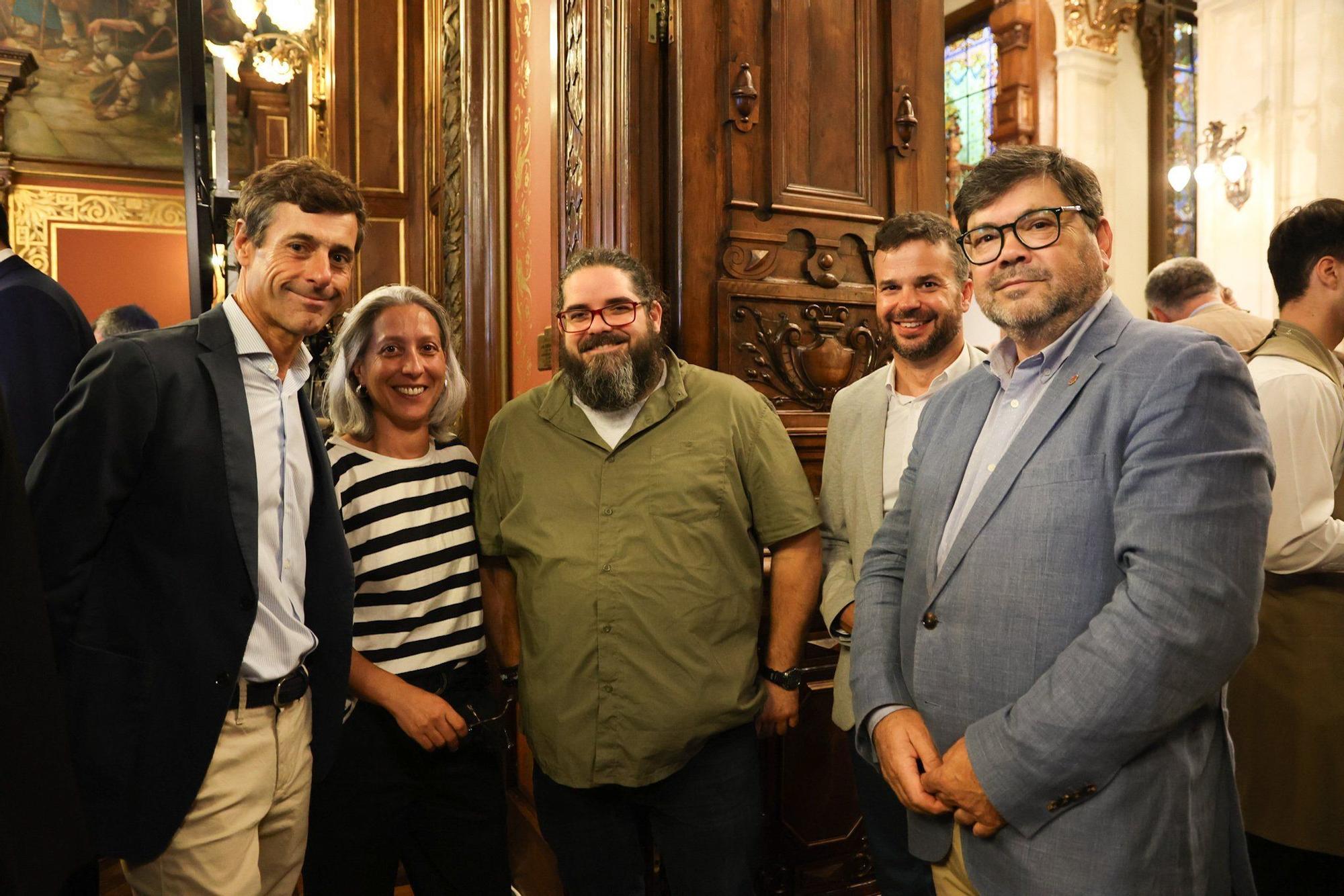 Diego Pagadigorria con Eneritz Madariaga, Luismi Lapeña, Pau Blasi y Alberto Álvarez, que conocen bien las Juntas Generales de Bizkaia.