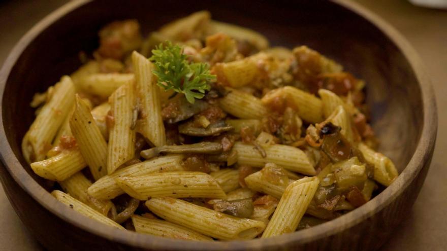 La berenjena, estrella de una receta que conquista el paladar: pasta alla Norma