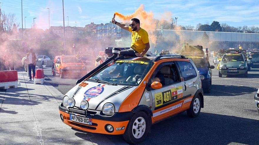 Solidaridad sobre ruedas: 450 twingos transportarán desde Irun alimentos y material escolar para niños y niñas marroquíes