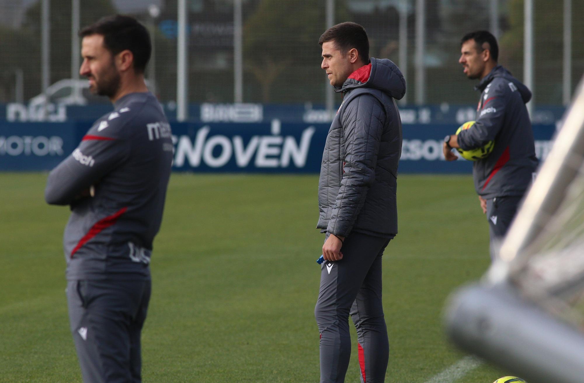 Fotos del entrenamiento en Tajonar en la víspera del Osasuna - Levante
