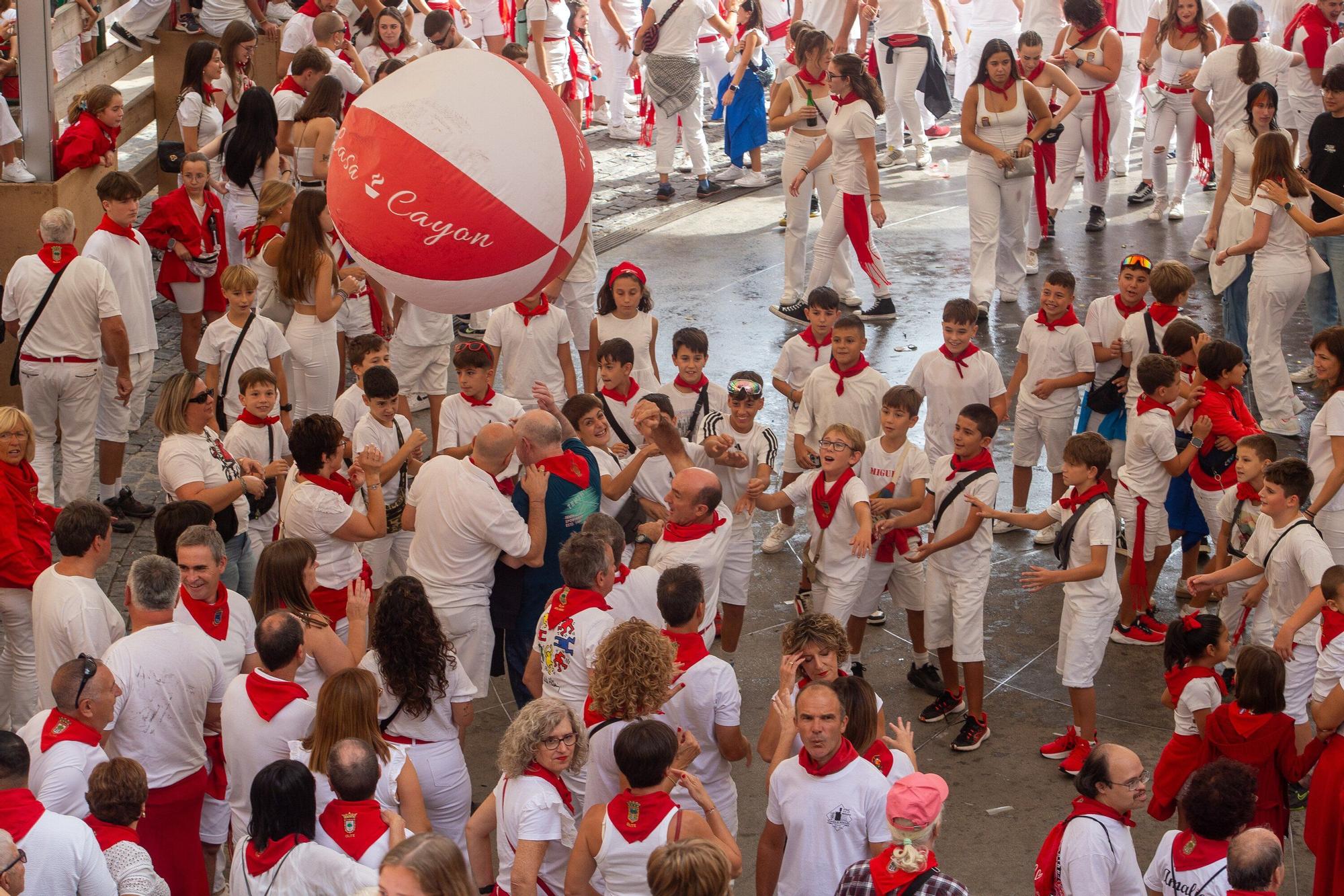 Fotos del cohete de fiestas de Olite 2025