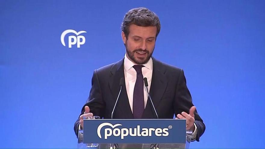 Casado dice tener &quot;la conciencia muy tranquila&quot; y promete &quot;lealtad&quot; a Feijóo