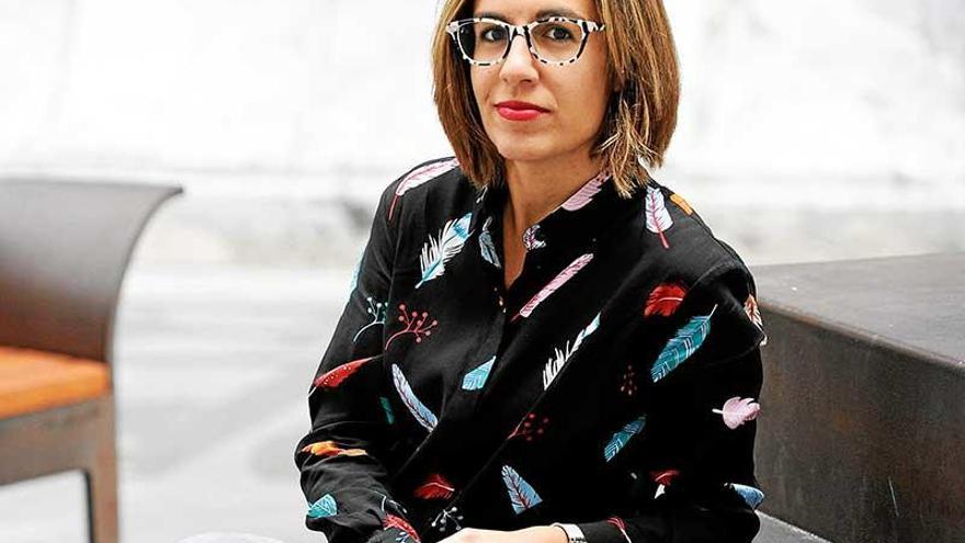“Amatasunaren kontraesanen eta anbibalentziaren erretratu bat egin nahi izan dut”