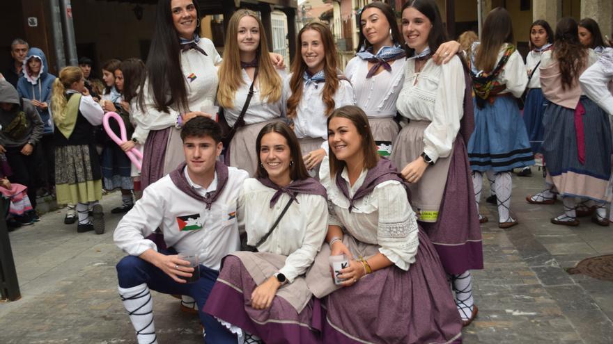 Buen ambiente y participación en las fiestas de Agurain