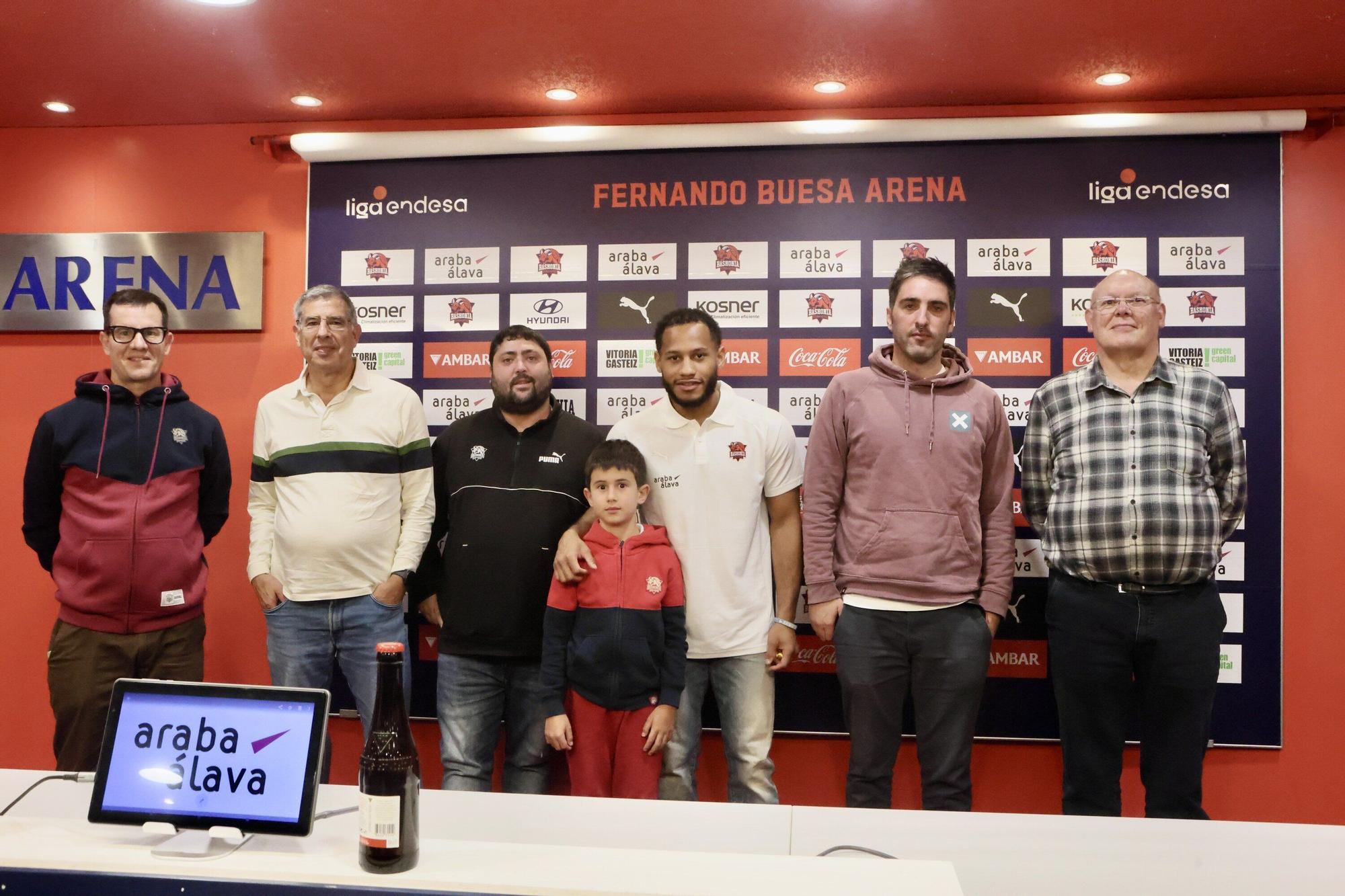 En imágenes: Presentación de Markquis Nowell como nuevo jugador del Baskonia