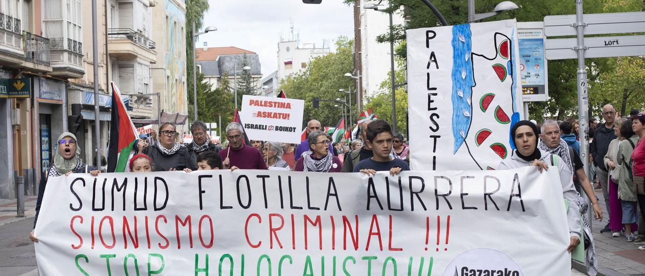 En imágenes: Vitoria se manifiesta en apoyo del pueblo palestino