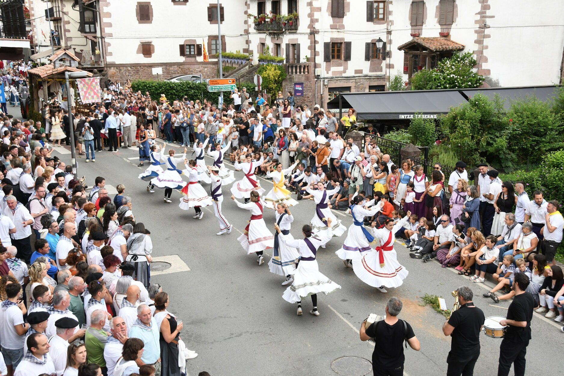 15 pueblos unidos en el Baztandarren Biltzarra