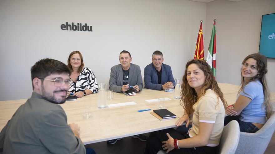 Otegi refuerza su alianza con la izquierda estatal