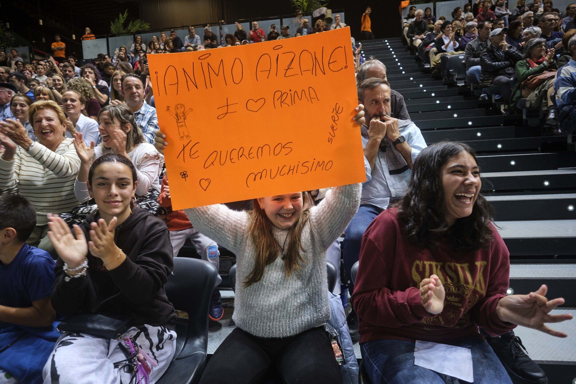 Fotos de las finales de pelota mano y pala femenina de este domingo