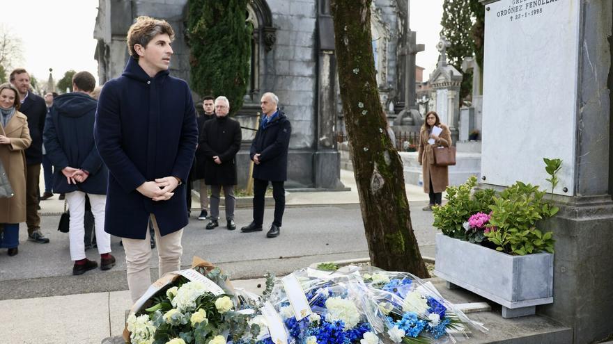 Donostia "hace memoria" en la ofrenda floral a Gregorio Ordóñez