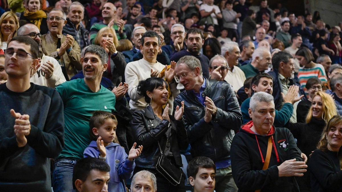 Jokin Altuna se lleva el bronce del Cuatro y Medio tras derrotar a Joseba Ezkurdia en Arrasate.