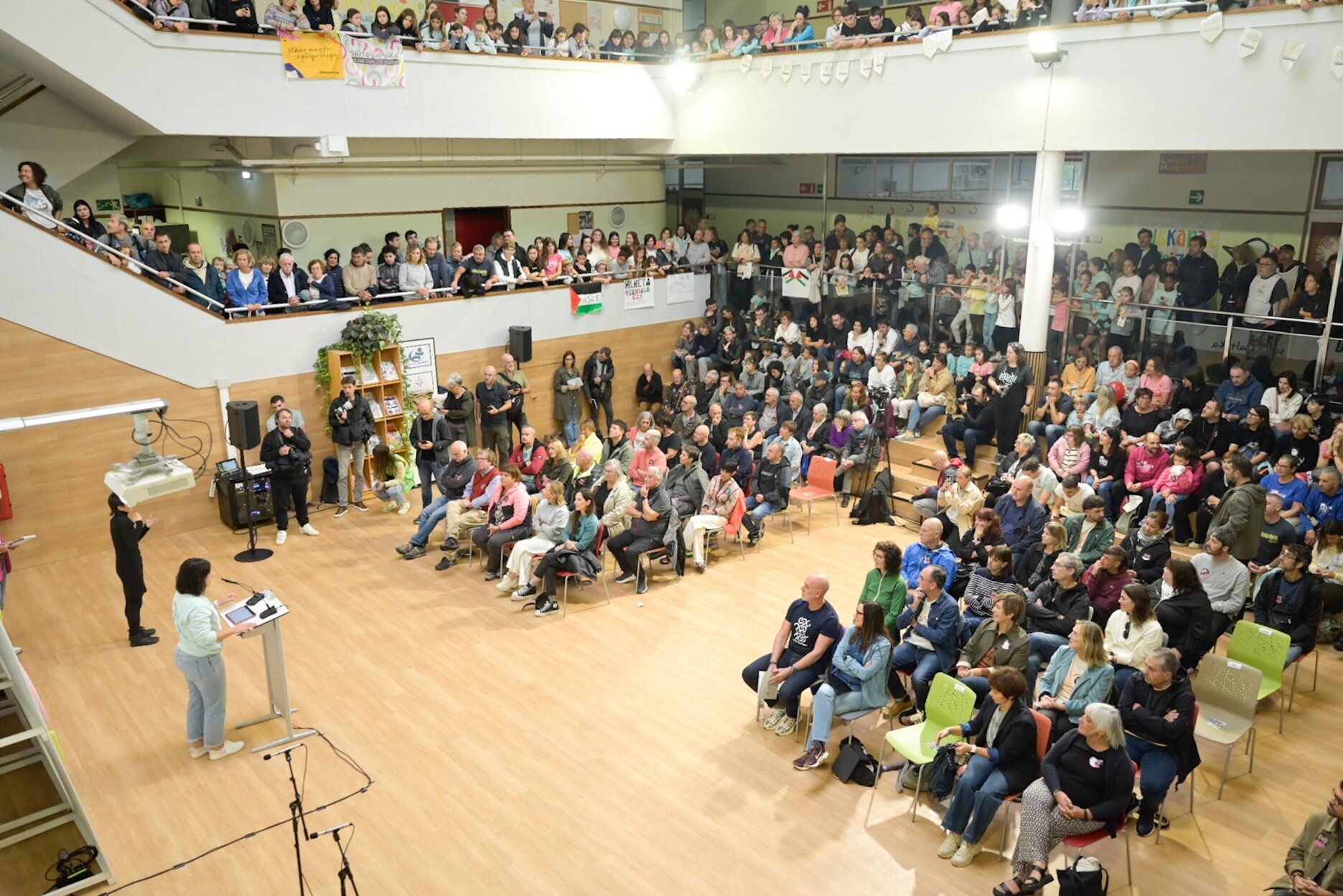 [Fotos] Kilometroak 2025 pone a saltar al euskera