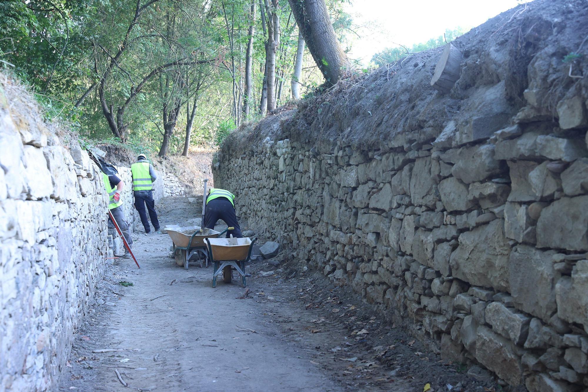 La reserva fluvial del molino de Ilundáin toma forma con la limpieza del canal y los movimientos de tierra