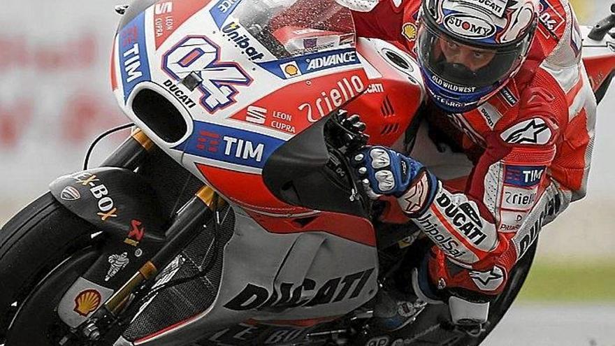A Dovizioso solo le vale ganar en Cheste