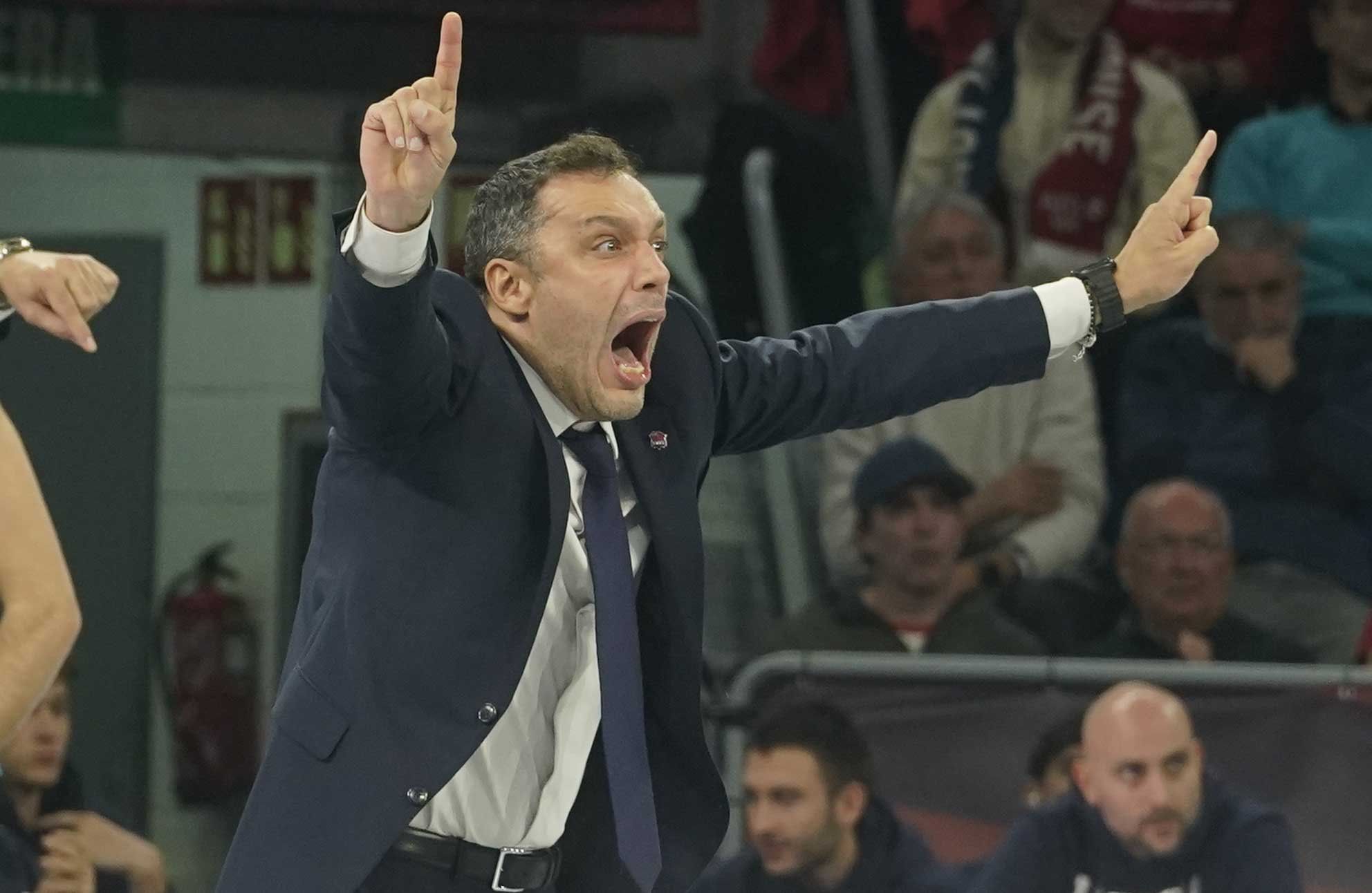 Todas las imágenes del Baskonia - Dubái (92-85)