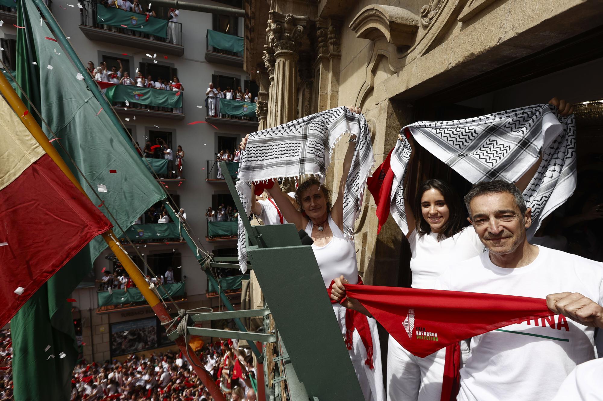 Fotos del  Chupinazo de San Fermín 2025 en Pamplona: ¡La fiesta más internacional se enciende con un grito solidario por Palestina!