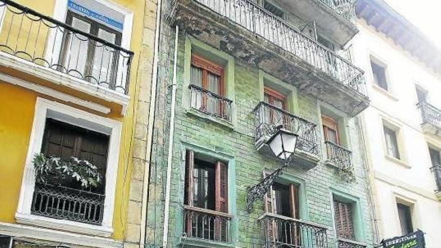 Reanudan las obras  del bar Txondorra en la calle Fermín Calbetón