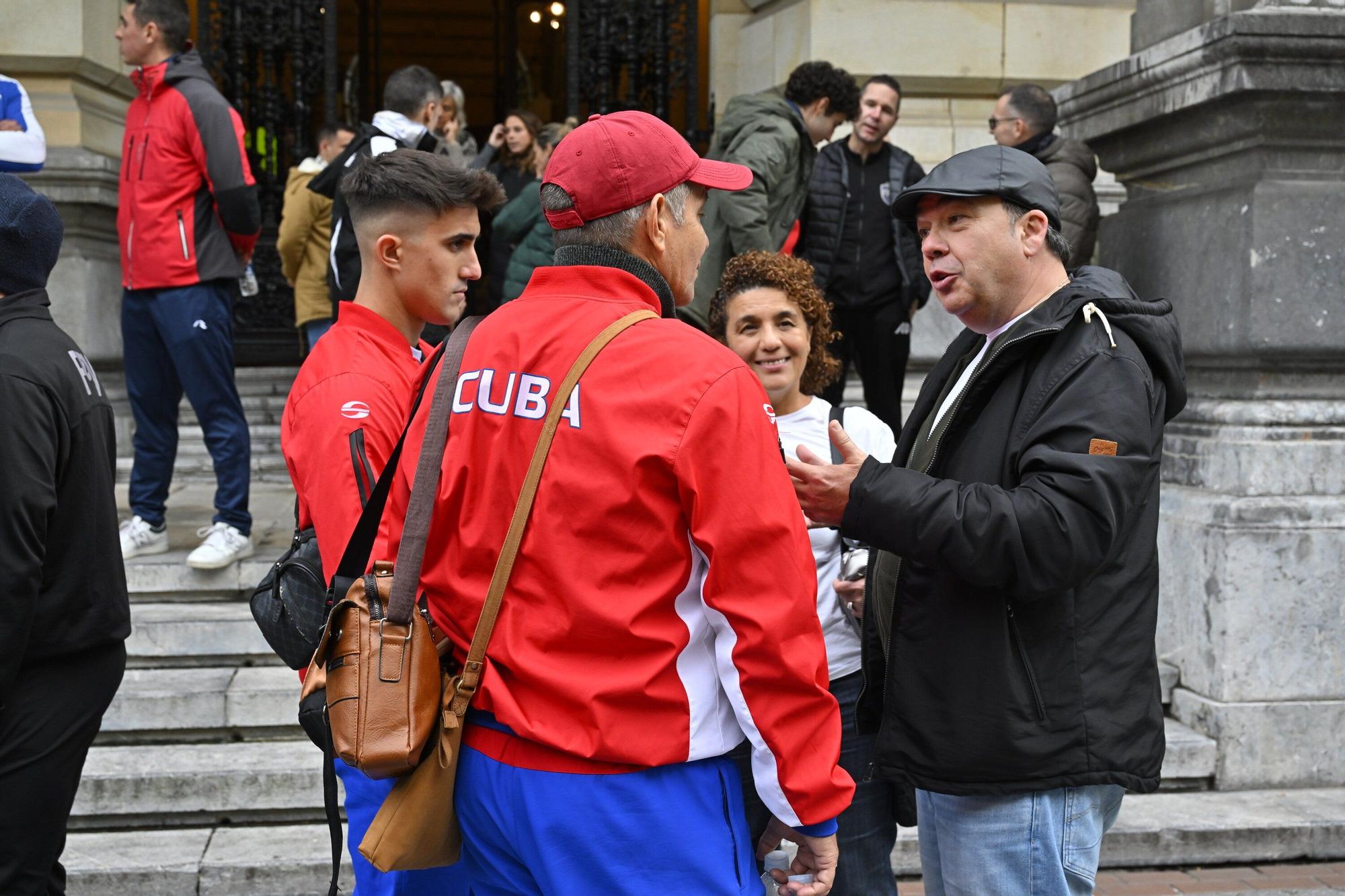 Recepción oficial a las delegaciones participantes de la Liga de Naciones por parte de las autoridades.