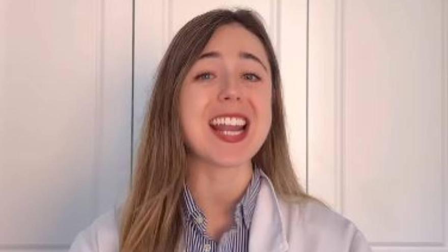 Cuidado con el sol: cómo aplicar el protector solar en esta época del año, según una dermatóloga