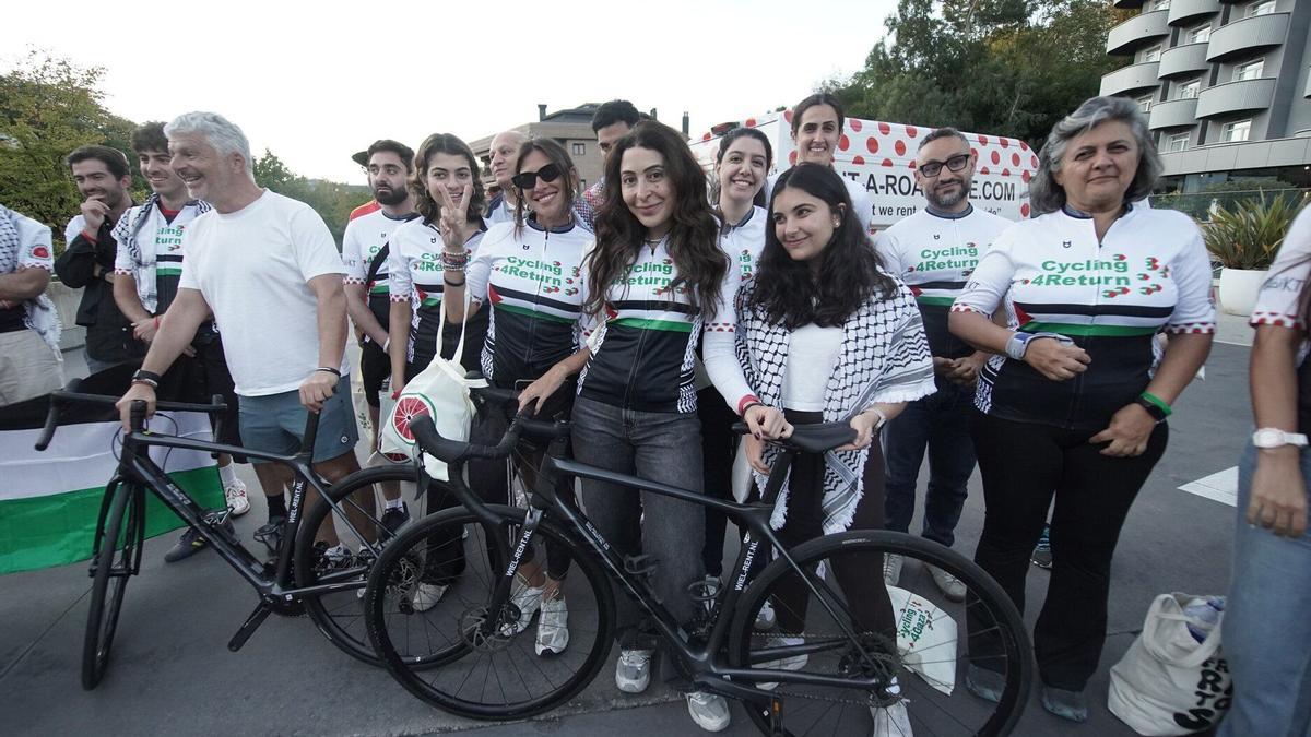 Varios de los participantes en la marcha.