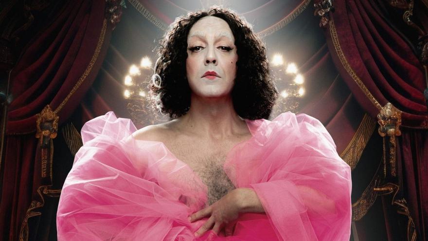 El actor Ángel Ruiz y la soprano Sabina Puértolas, artistas navarros nominados a los Premios Talía 2026