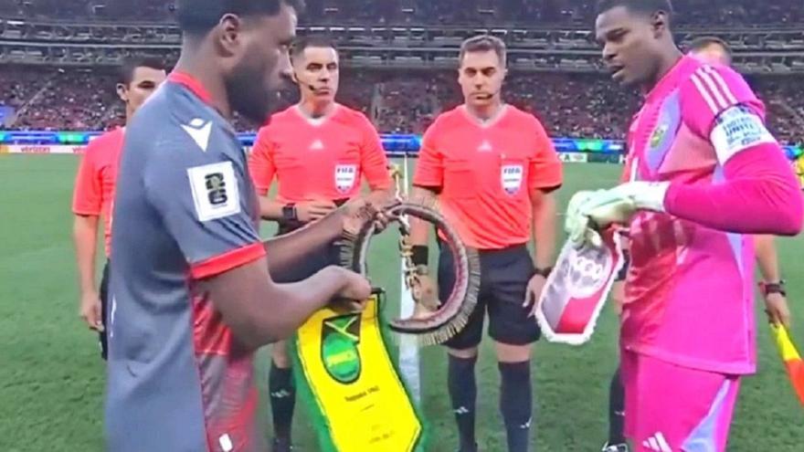 Jamaica rechaza un regalo de Nueva Caledonia en la repesca del Mundial al pensar que era brujería