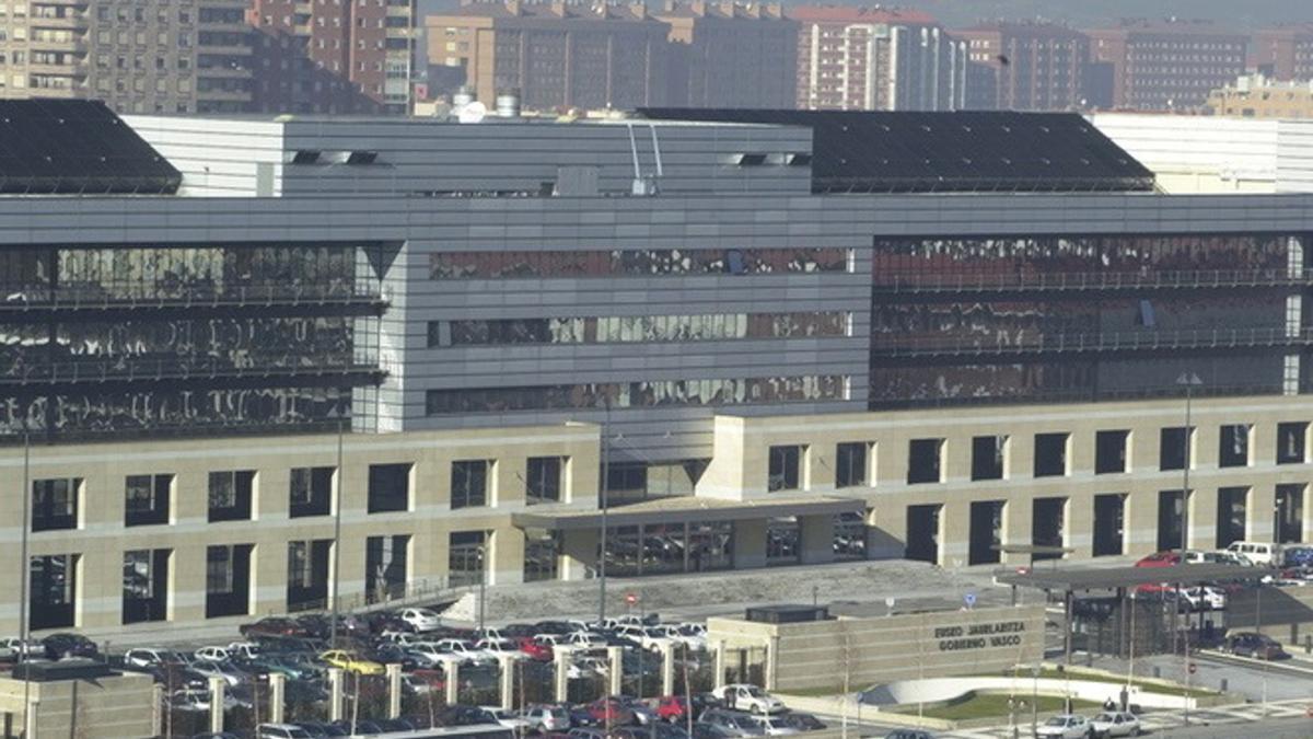 Ikasiker-en 190 beka eskainiko dira ikerketa lanetan laguntzeko interesa duten unibertsitateko ikasleentzat.